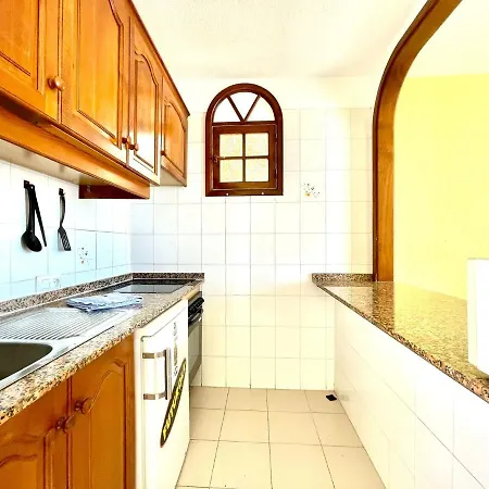 Modern Apartment, Shared Pool, Beach,Tenerife South
