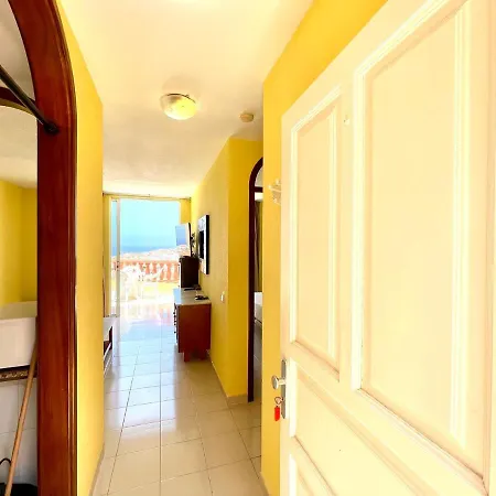 Modern Apartment, Shared Pool, Beach,Tenerife South Costa Adeje (Tenerife)