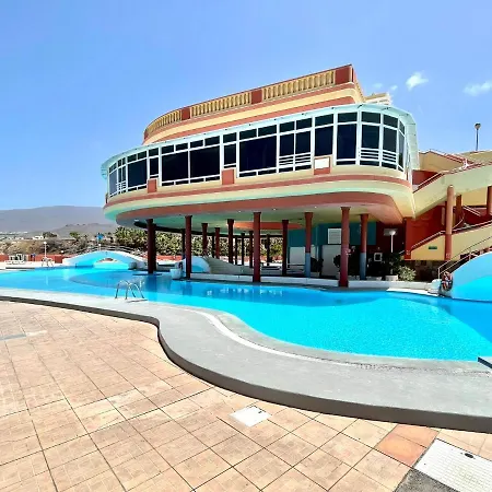 Modern Apartment, Shared Pool, Beach,Tenerife South